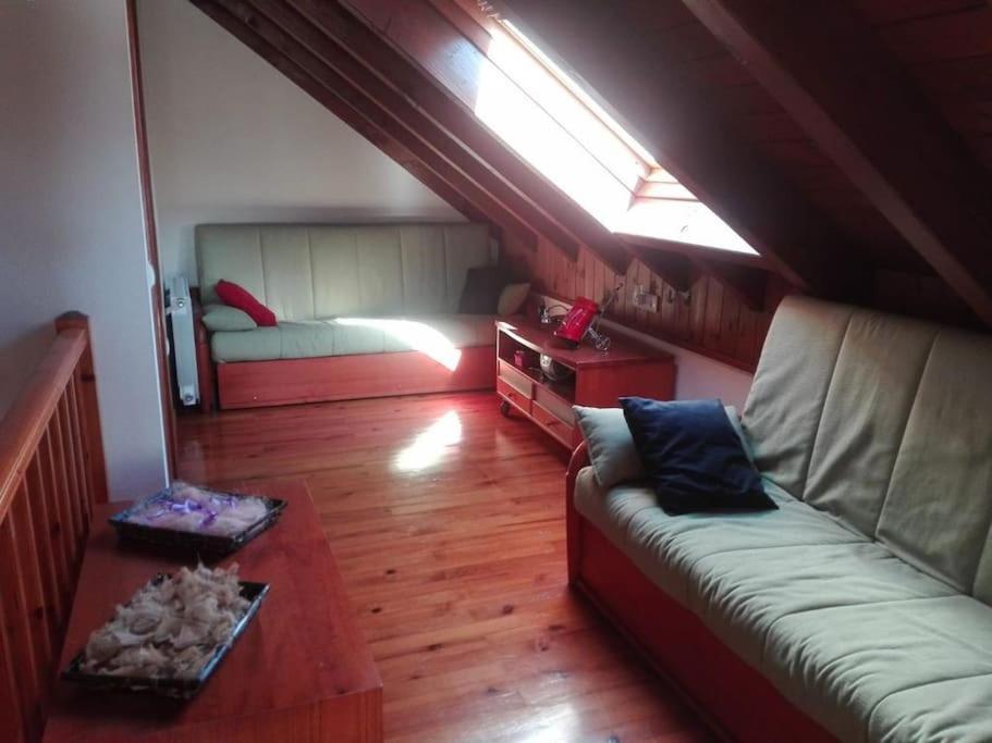 Apartamento Duplex Esterri Ideal Para Familias เอสเตร์รี ดาเนว ภายนอก รูปภาพ